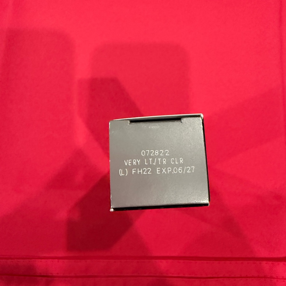 Mary Kay CC Cream SPF 15 Complexion Corrector Very Light Shade - Picture 5 of 7